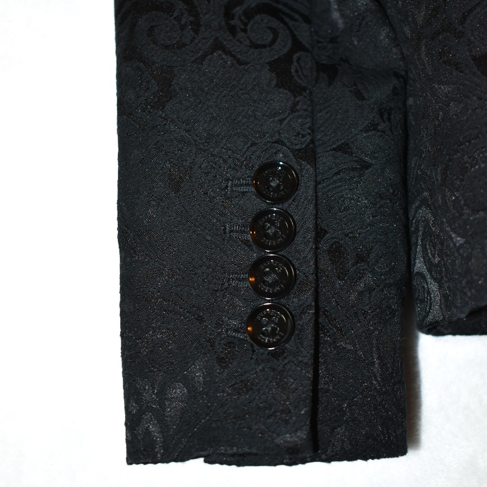 Donating 8/15 Express Blazer Black Size 2 - Picture 4 of 5